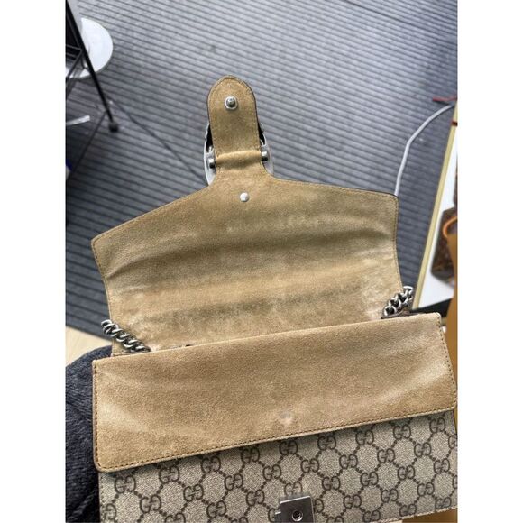 Gucci Women Pre-Loved Bag Very Good Condition - Picture 6 of 9